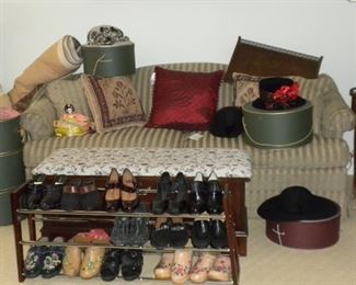 SHOES AND DECOR