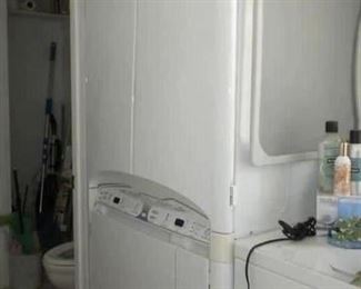 MAYTAG DRYER