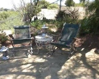 YARD ART & PATIO FURNITURE