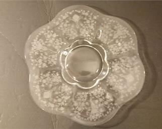 DEPRSSION GLASS CAKE PLATE