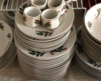 Christmas Dinnerware