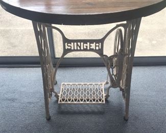 Singer machine table.