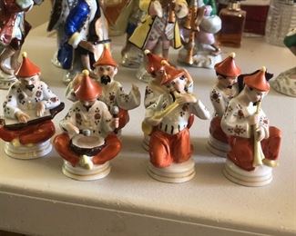 Chinese porcelain band 