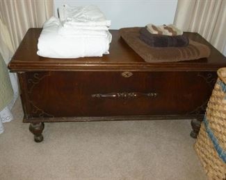 Cedar chest (hinges need work)