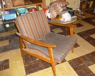 Mid-century chair (cushions are shot)