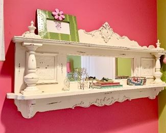 Shabby chic shelf