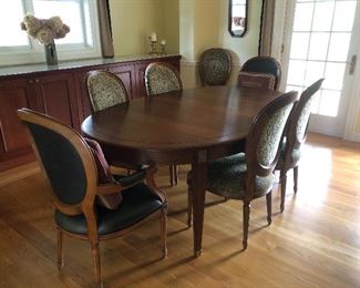 Beautiful Stickley Directoire, Lafayette Finish Oval Dining Room Table.
6 Directoire Lafayette Side Chairs
2 Directoire Lafayette Leather Arm Chairs