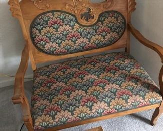 Gorgeous Settee
