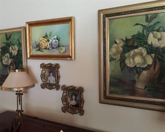 Lots of original paintings. Marilynn Green