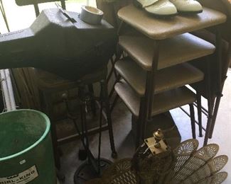 Many extra chairs, fireplace folding screen.