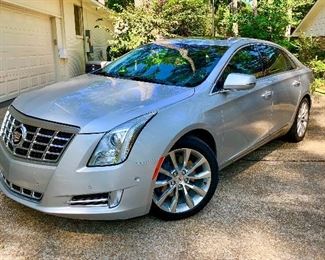 Cadillac XTS 2015 / 17,932 miles