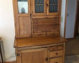 Sellers Kitchen Cabinet, Antique Oak with Original Glass and Hardware, Flour Mill, Comes in Two Pieces.
Lot Number: 12