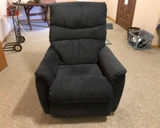 LAZY BOY Recliner/Rocker in Blue Fabric. This is barely used. Narrow and Comfy.
Lot Number: 34