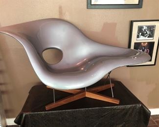 Eames La Chaise Lounge Chair