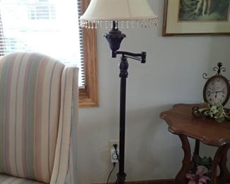 FLOOR LAMP - SWING ARM