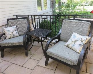 Lightweight Cast Aluminum Patio Chairs