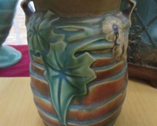 Roseville Luffa Vase