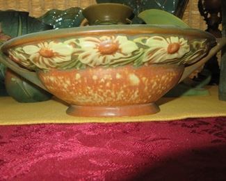 Roseville Dahlrose Bowl