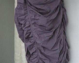 Anthropologie Nimbus Duvet Cover plum
Anthropologie