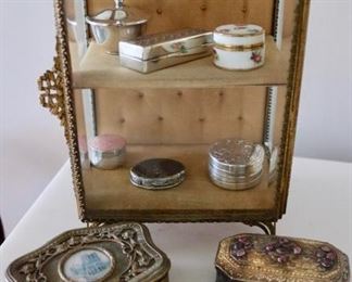 Various accessories and dresser articles of superior quality and craftsmanship