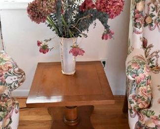 SIDE TABLE, FLORAL