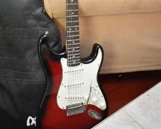 FENDER ELECTRIC GUITAR