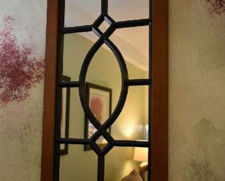 DECORATIVE MIRROR