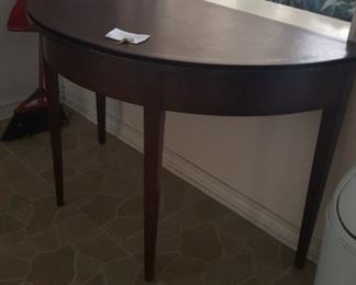 End console for Kittinger dining table