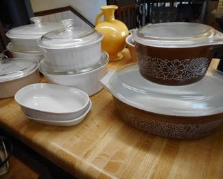 Pyrex Woodlands, Corning Ware French White