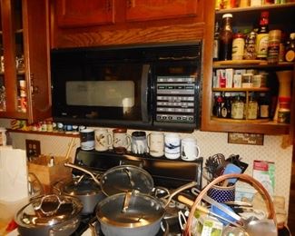 Kitchen. Caphalon Andonized Cookware  