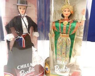 International Barbie Duo