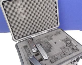 Apache 3800 Weatherproof Case w 3 Magazine Clips