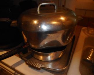 Wagner Ware Magnolite