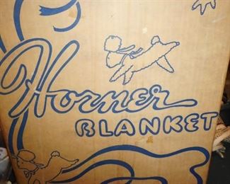 Horner Blanket in Box