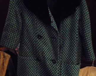 Vintage Girl Coat Fur Collar