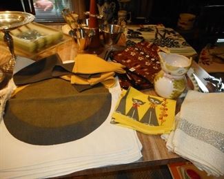 Mid Century Table Linens