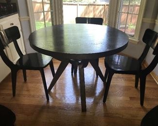 Nice Round Dinette Table 42" Dia.