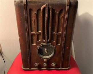 Antique wooden radio needs refurbishing