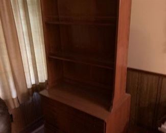 Maple Two Piece Hutch