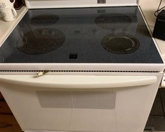 Kenmore 30" Electric Self cleaning Smooth Top Range