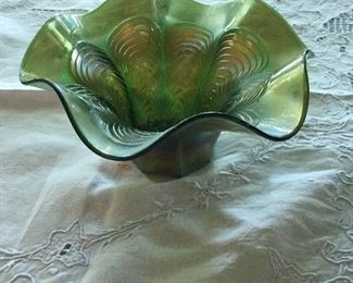 Arthur Odell Quincy, IL Jeweler art glass tulip vase 