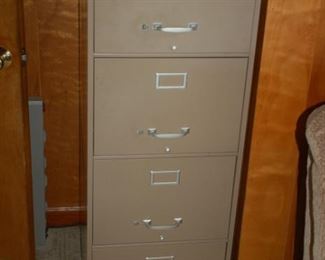 4 Drawer file cabinet