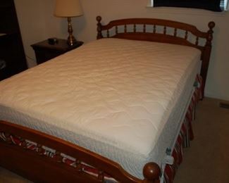 Full size bed
