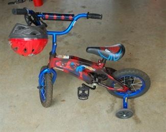 Spider Man Children's bike with training wheels and safety helment