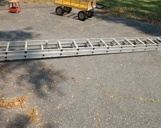 24' Aluminum extension ladder