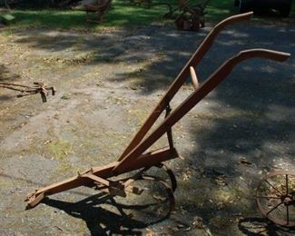 Antique plow, two furrow - adjustable width
