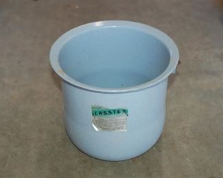 Glasstex porcelain pot