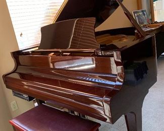 Kohler & Campbell SKG 600 5ft9in Baby Grand Piano (player)	40x60x69in HxWxD (Premium High Gloss Mahogany finish. It has a PianoDisc Player..  Price includes professional  moving and set-up.)  