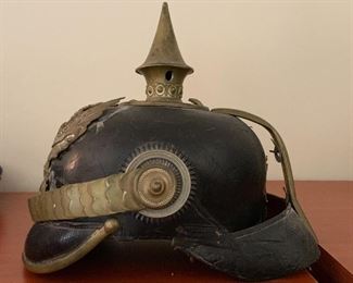 WWI Imperial German Pickelhaube Spike helmet leather 	