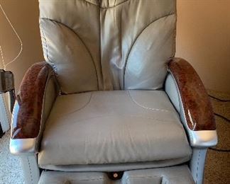 King Kong Massage Chair 5560 Galaxy D3000	 
